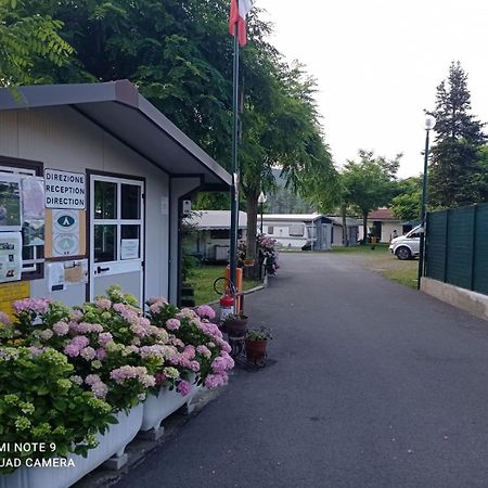Parco Vacanze Bracchetto Vetta Hotel Carrodano Inferiore Eksteriør billede