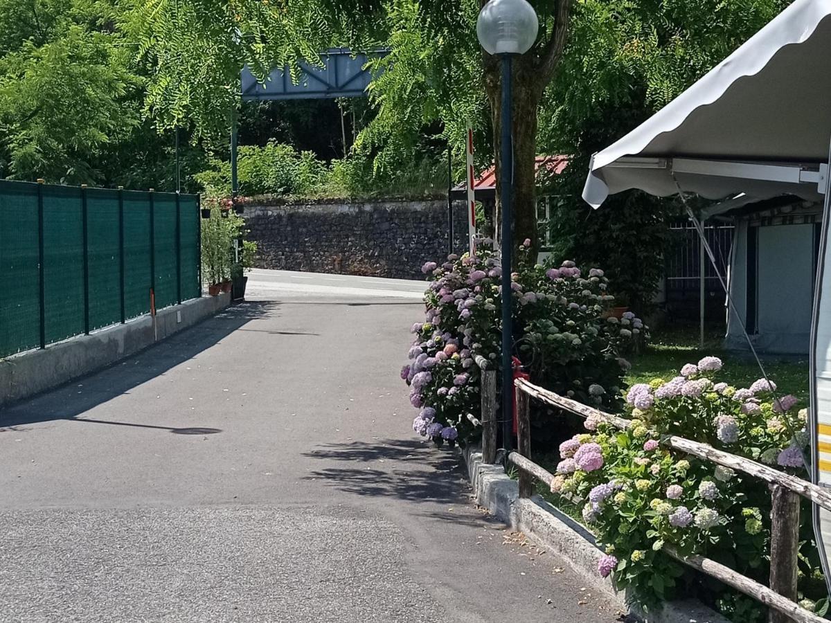 Parco Vacanze Bracchetto Vetta Hotel Carrodano Inferiore Eksteriør billede